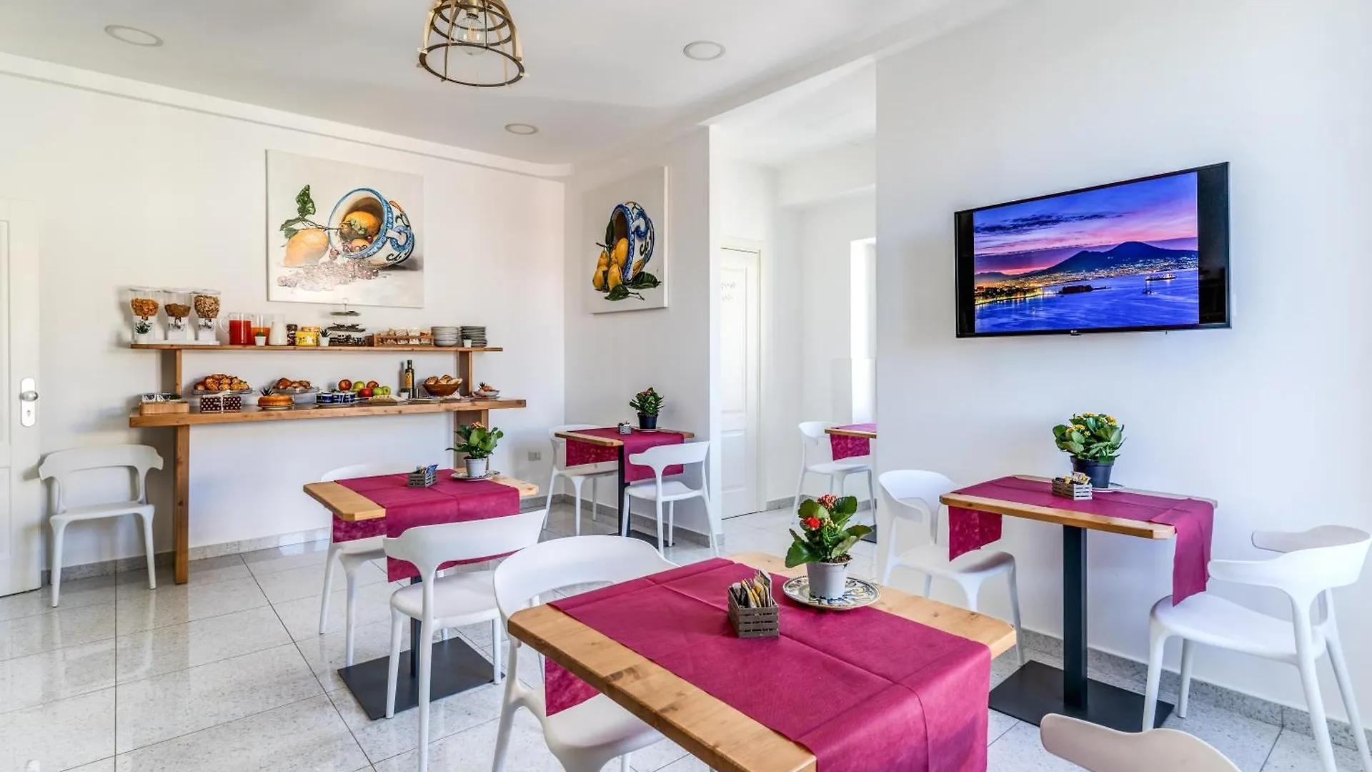 Le Angioine Rooms Neapel 2*,  Italien