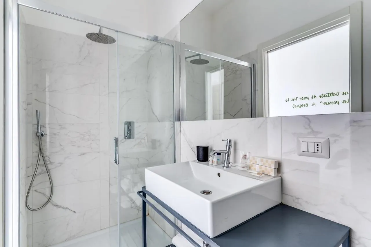 نابولي Le Angioine Rooms فندق مبيت وإفطار