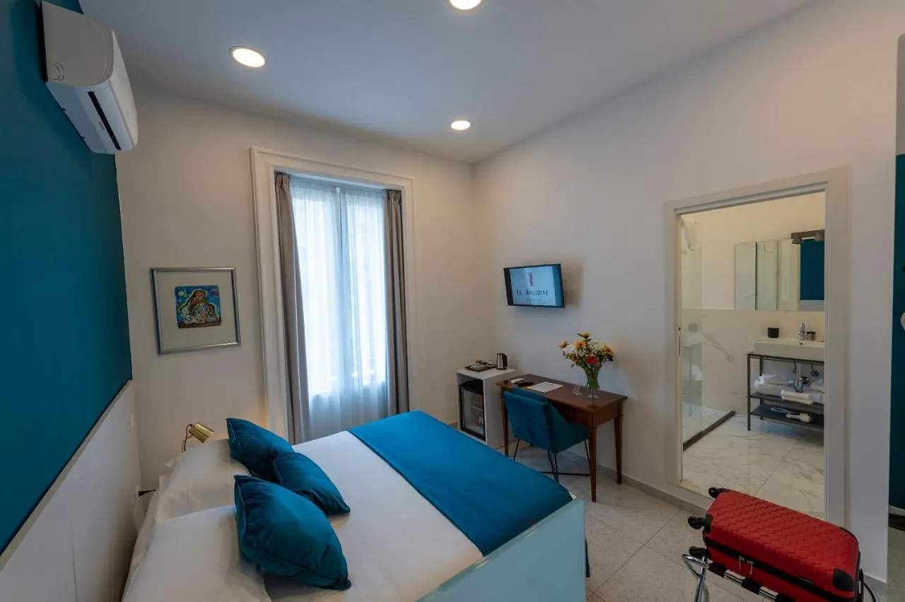 نابولي Le Angioine Rooms إيطاليا